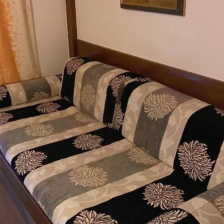 Grete Guest house 3*